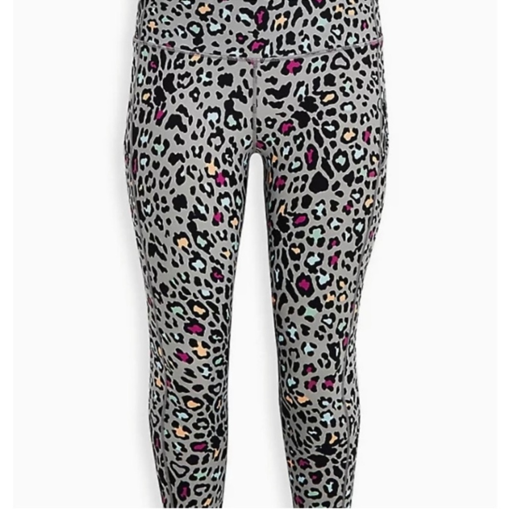 Torrid Active Multicolor Leopard Print Leggings